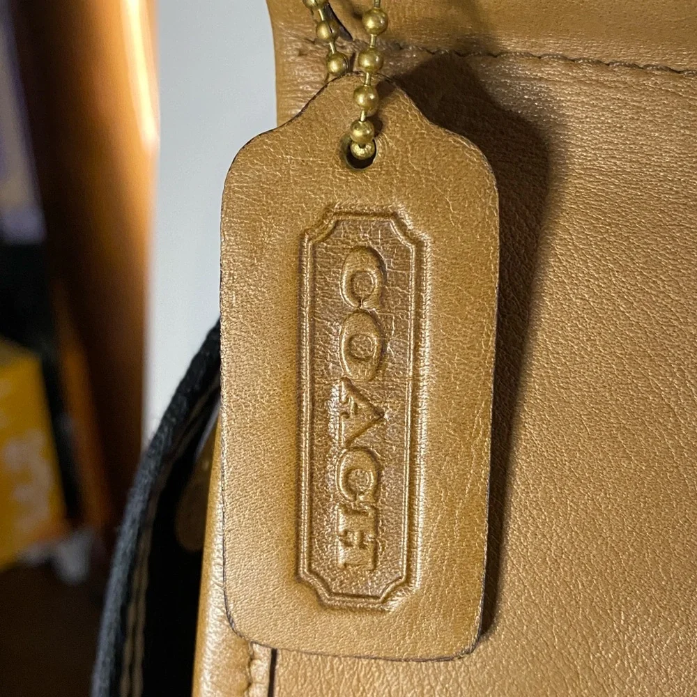 Vintage Coach Willis 9927 Camel and NWT CK547 Webbing Strap, NO ORIGINAL STRAP - Picture 3 of 16